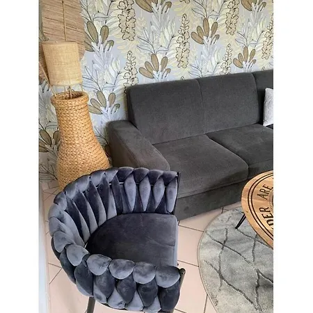 Groot Bloemenhuis Holiday home Metterich